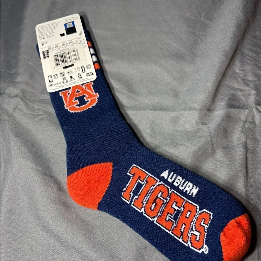 New Auburn University Tigers Crew Socks Size Youth Large